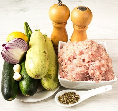 КАБАЧКИ, ФАРШИРОВАННЫЕ КУРИЦЕЙ. Ингредиенты на 4 порции: 4 кабачка (около 250-300 г каждый) 600 г ... - 2