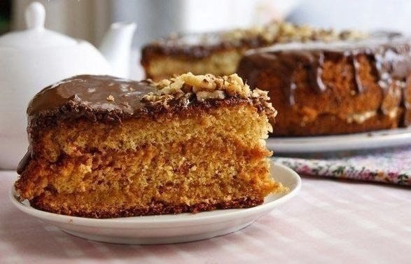 Медовый бисквит.Очень вкусный нежный бисквит, в меру пахнет медом, тает во рту! Отлично поднимается, ...