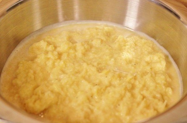 Картофельные драники с мясом.Ингредиенты:вода 2 ст. л.картофель 1.2 кглук 2 шт.мука 2 ст. л.сметана ... - 4