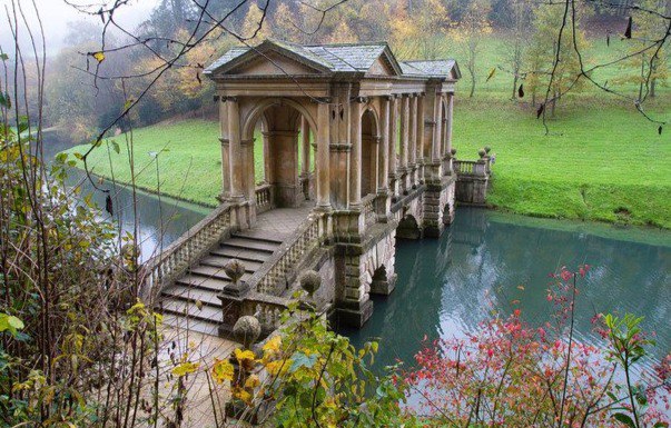 Palladian Bridge at Prior Park, Bath, UK