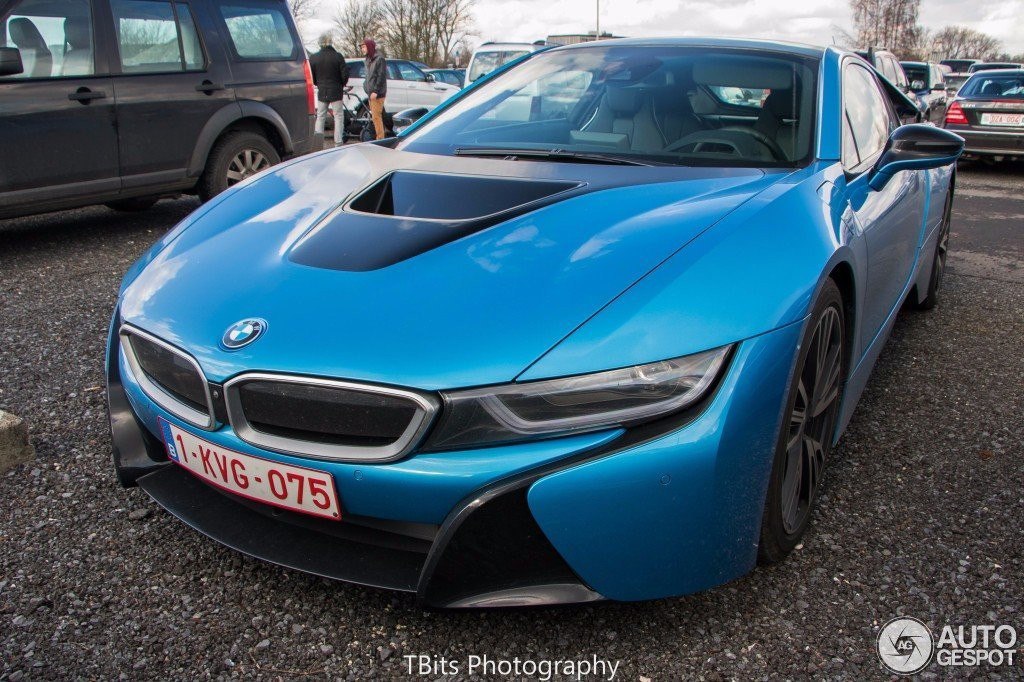 BMW i8