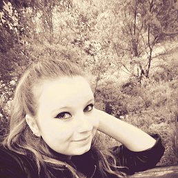 Lena Grobova, 30, 