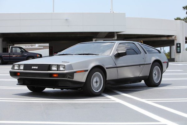 1983 DeLorean DMC-12 - 3