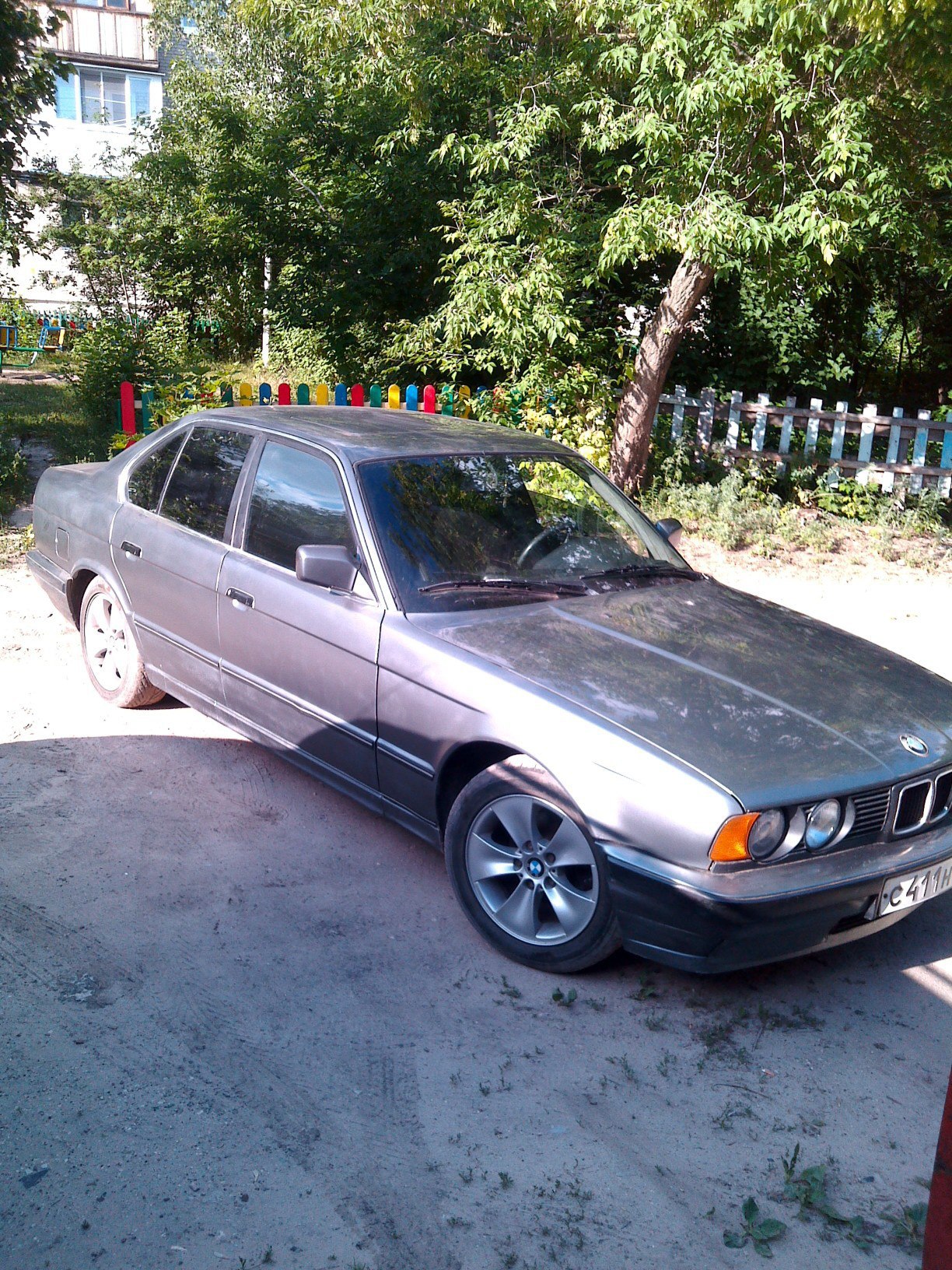     ,  . BMW 520 I , / 129;   2 ;   ... - 8