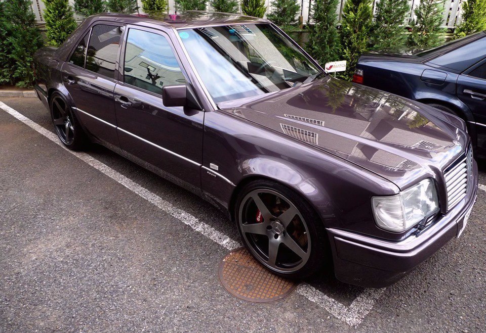 Mercedes-Benz 500E - 4