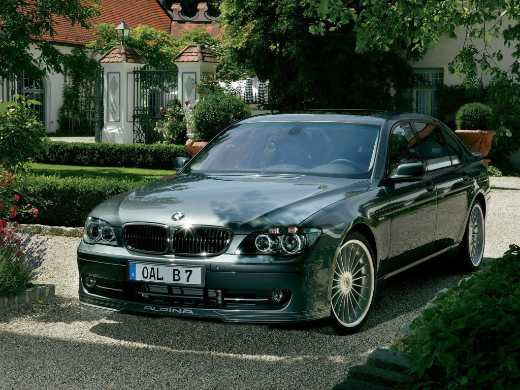 BMW Alpina B7 (E66)