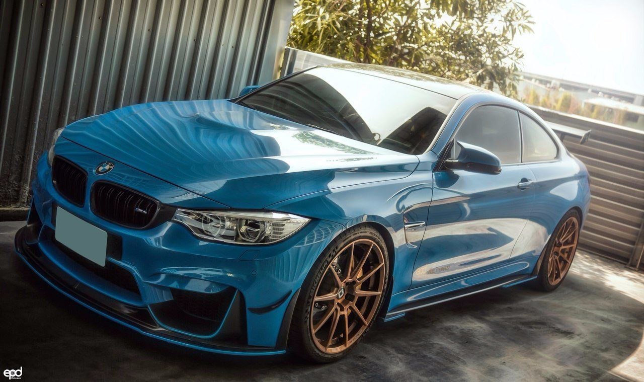 BMW M4 (F82)