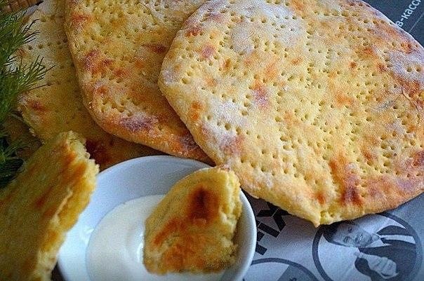Финские картофельные лепёшки. Для приготовления понадобится: картофель- 5-6 шт яйцо- 1 шт мука- 100 ...