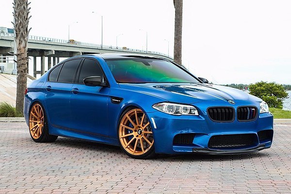 BMW M5 F10