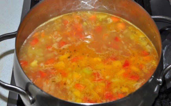 Очень вкусный овощной суп с сырными клецками-шариками. Ингредиенты: Картофель — 2-3 шт. Сладкий ... - 7