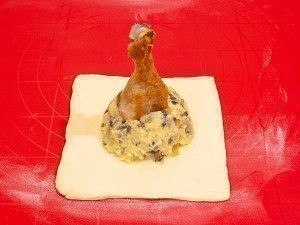 Куриные ножки в мешочке.Ингредиенты:-500 г слоеного теста (пресного или дрожжевого)-600 г (6 штук) ... - 3