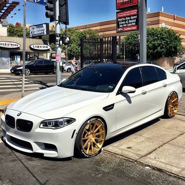 BMW M5 F10