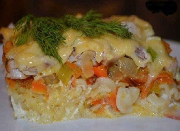 Запеканка из макарон с курицей.Ингредиенты:Макароны - 200 гЛук - 2 шт.Морковь - 1 шт.Перец сладкий - ...