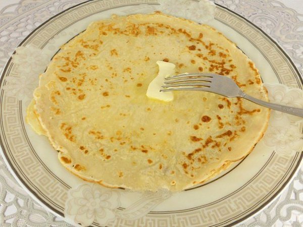 САМЫЕ ВКУСНЫЕ БЛИНЧИКИ .ИНГРЕДИЕНТЫ:Для теста: молоко - 400 мл; вода кипяченая - 100 мл; яйцо - 1 ... - 5