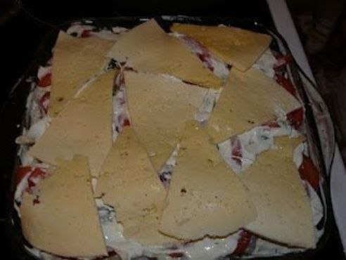 Обалденная вкусная запеканка картофельная с рыбкой. Получается изумительная хрустящая сырная ... - 4