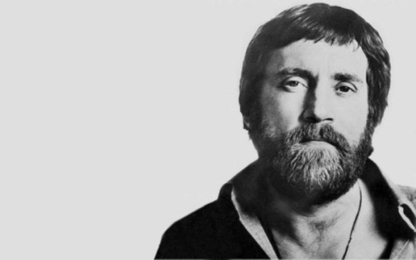 Я не люблю, когда на половину.Или когда прервали разговор.Я не люблю, когда стреляют в спину,Я также ...