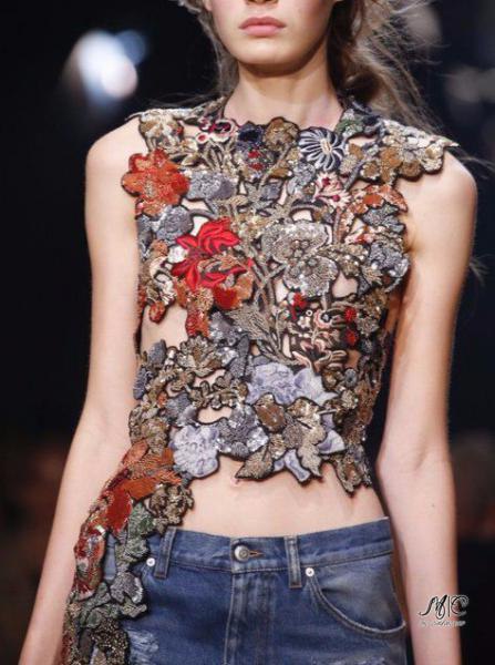 Alexander McQueen. - 3