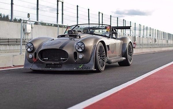 V12-Powered Cobra