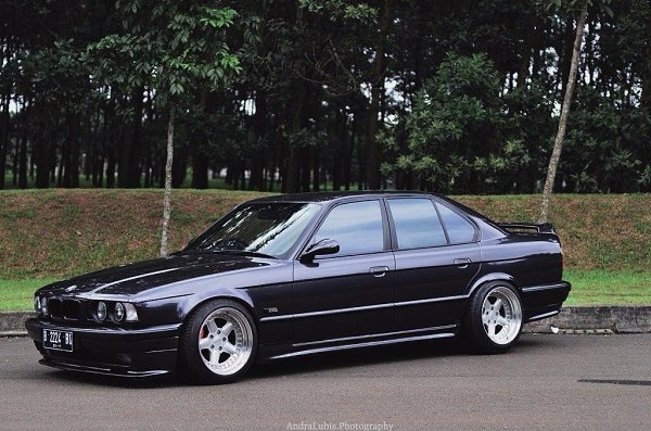 BMW E34