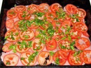 Куриное филе, запечённое с помидорами.Ингредиенты для куриного филе, запечённого с помидорами:один ... - 5