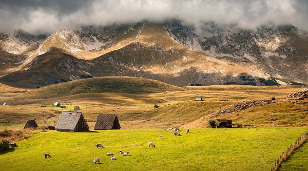 Черногорию можно смело назвать планетой Земля в миниатюре — настолько эта маленькая страна на юге ... - 2