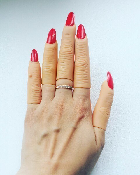 Когда нет денег на маникюр