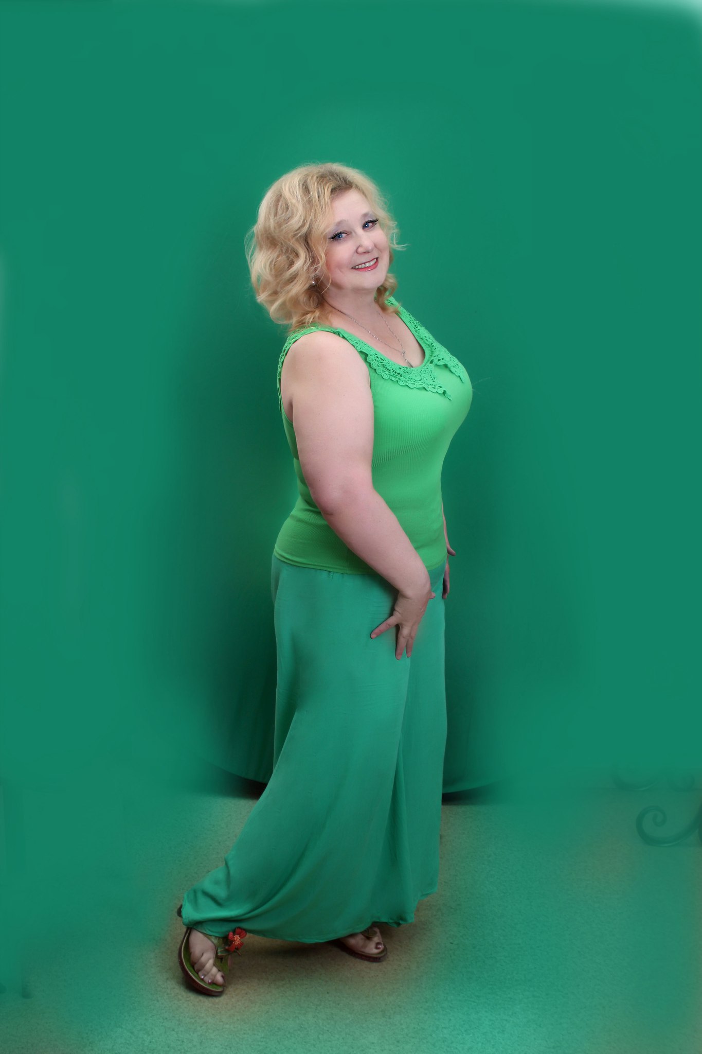 https://fotostrana.ru/away?to=/sl/H6a2