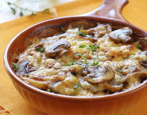 ТОП-9 самых вкусных запеканок для вас.1. КУРИНАЯ ЗАПЕКАНКАИнгредиенты: ~1,2 кг. куриного фарша 4 ...