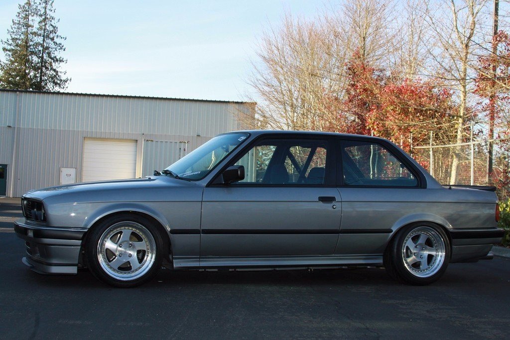 BMW 325i