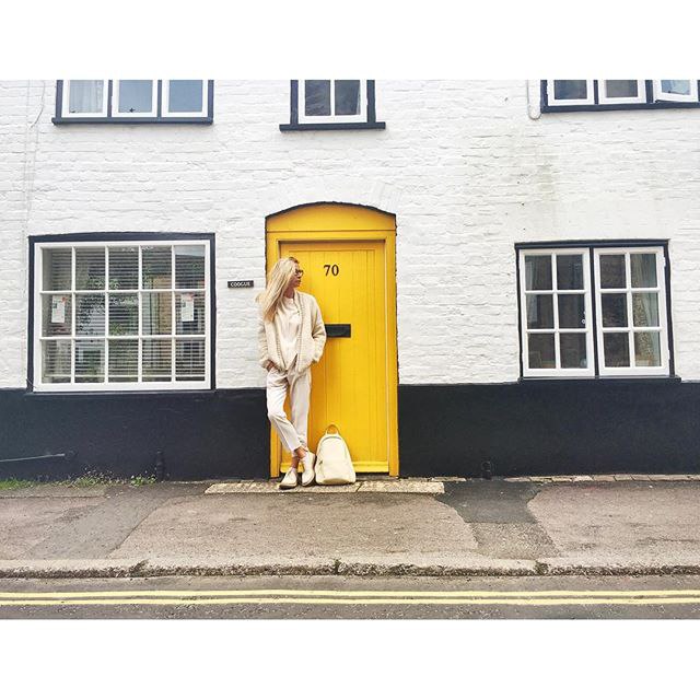 70! Behind the yellow door! I heard knocking on the yellow door The soft gentle taps, In my mind ...