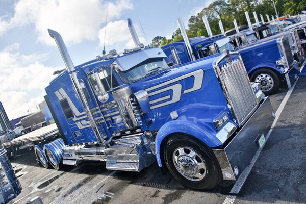 Pride & Polish 2016 - The Great American Trucking Show.Part IV - 4