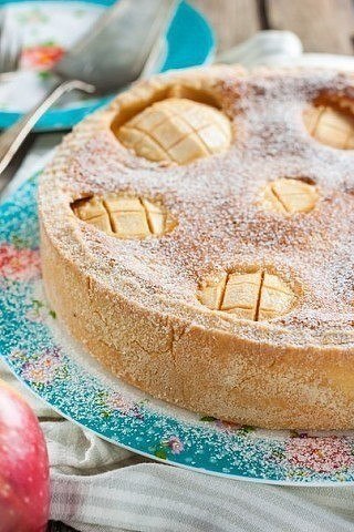 Яблочный пирог с яично-сметанной заливкой. Только представьте - на хрустящем песочном тесте ... - 7