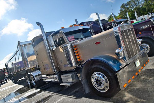 Pride & Polish 2016 - The Great American Trucking Show.Part IV - 5