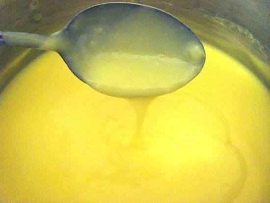 Сказочно вкусный торт с творожным заварным кремом.Ингредиенты:для теста:-100 г сливочного масла;-2 ... - 4