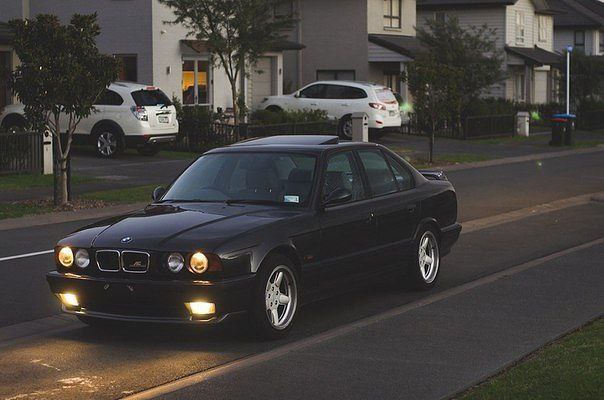 BMW 5 Series [E34]