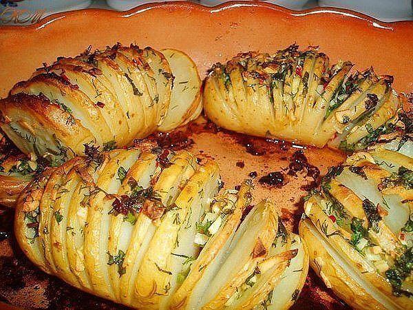 10 САМЫХ ВКУСНЫХ БЛЮД ИЗ КАРТОФЕЛЯ.1) КАРТОФЕЛЬ ПО ФРАНЦУЗСКИИНГРЕДИЕНТЫ: Картофель - 600-700 г ... - 2