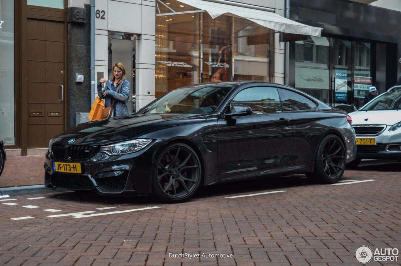 BMW M4 F82 Coup - 2