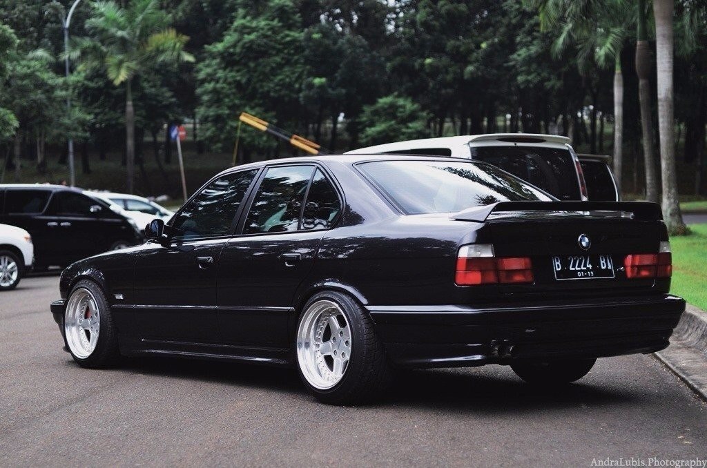 BMW E34 - 8