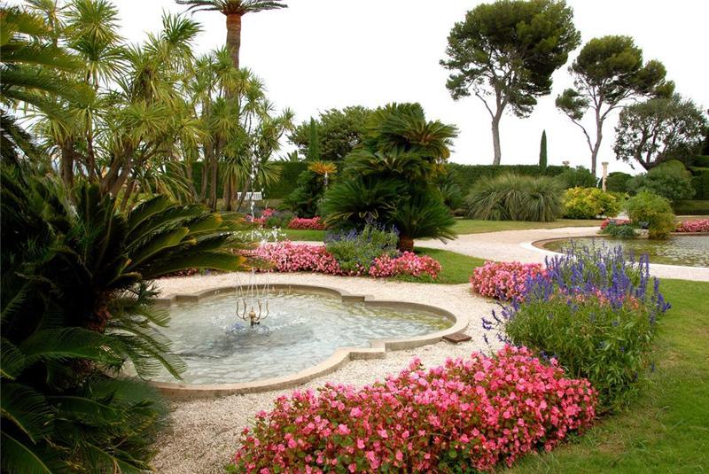 Villa Ephrussi de Rothschild, St-Jean-Cap-Ferrat, France. -- (. Villa ... - 12