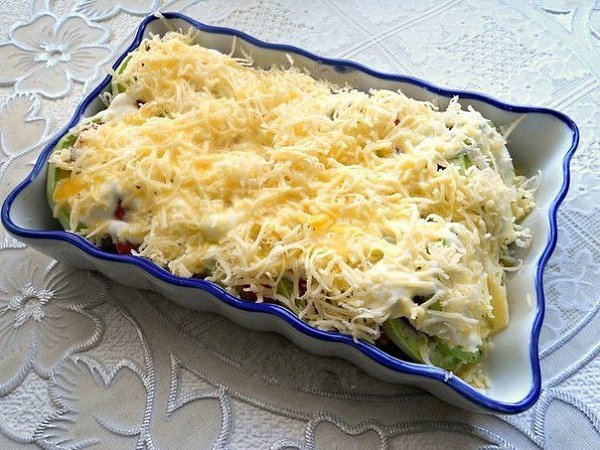 Кабачки, запеченные с помидорами и сыром. Кабачки, запеченные с помидорами и сыром, - очень лёгкое, ... - 4