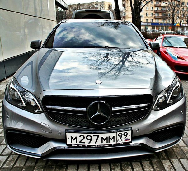 Mercedes-Benz E63 AMG