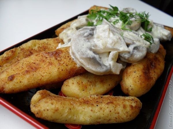 Оригинальная и простая закуска - картофельные палочки с грибами. 1. Картофель – 400-500 г 2. Грибы ...