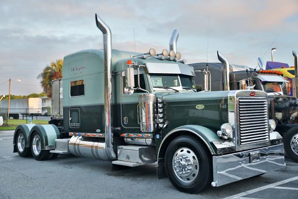 Pride & Polish 2016 - The Great American Trucking Show.Part IV