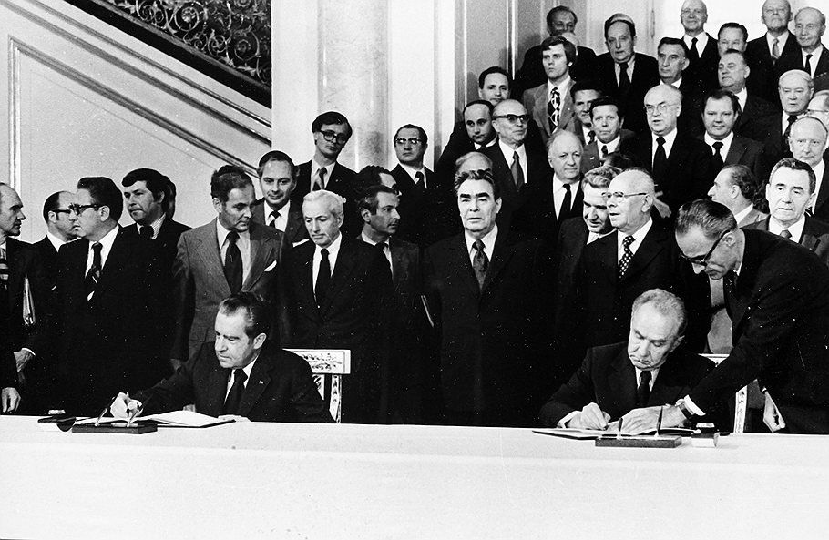 26 мая 1972. 26 Мая 1972 года. Дружба между СССР И США. Комитет Сената ЦРУ Чили 1960. Лето 1972 года в Москве кинохроника.