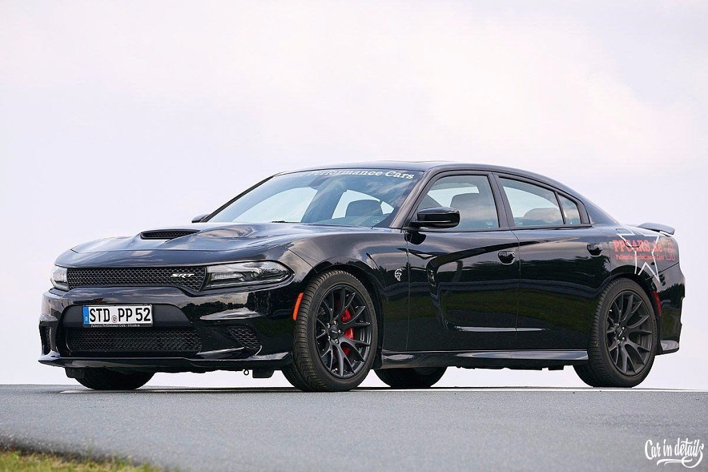 Ld 2015. Dodge Charger srt Hellcat 2015.