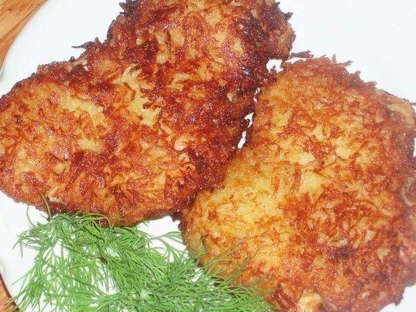 Куриная отбивная в картофельной панировке .Ингредиенты: -2 филе курицы -2 средних картофелины -1 ...