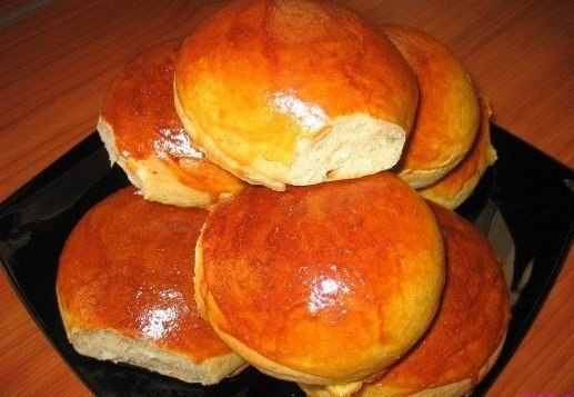 Банановые булочки.Продукты:600 гр. муки20 гр. сливочного масла0,5 пачки быстродействующих дрожжей (5 ...