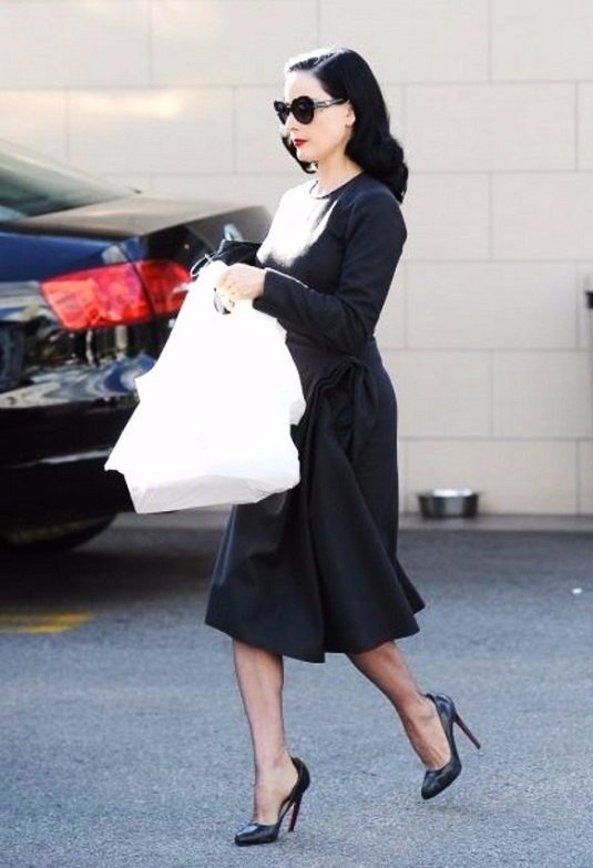 Celebrity style: Dita Von Teese - 6