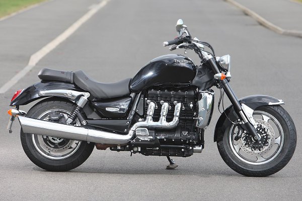 Triumph Rocket III Roadster   4.  3   ...