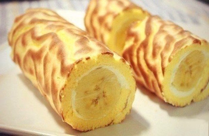 Банановый рулет — быстро и вкусно! Ингредиенты: Яйца — 4 шт. Сахар — 0,5 стак. Ванильный экстракт — ...